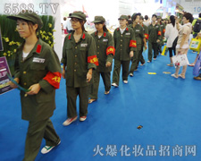 我們有著滿前的熱情 自信的笑容