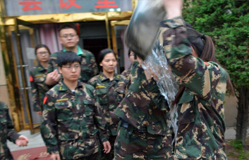 失敗并不可怕，可怕的是你失去面對失敗的勇氣！